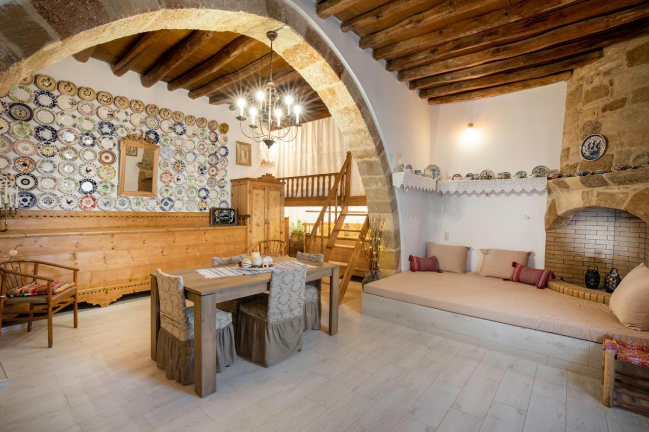 Appartement "Finio" Traditional House à Archangelos  Extérieur photo