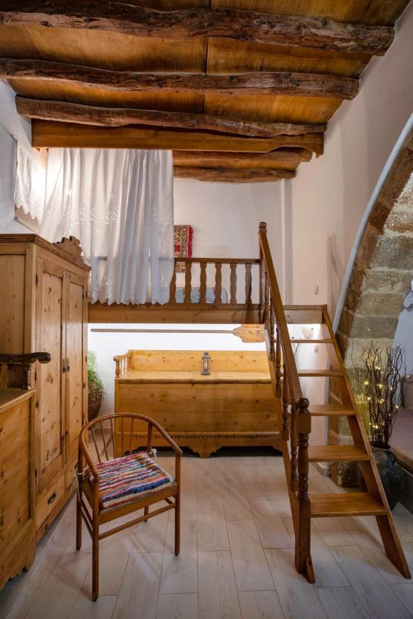 Appartement "Finio" Traditional House à Archangelos  Extérieur photo
