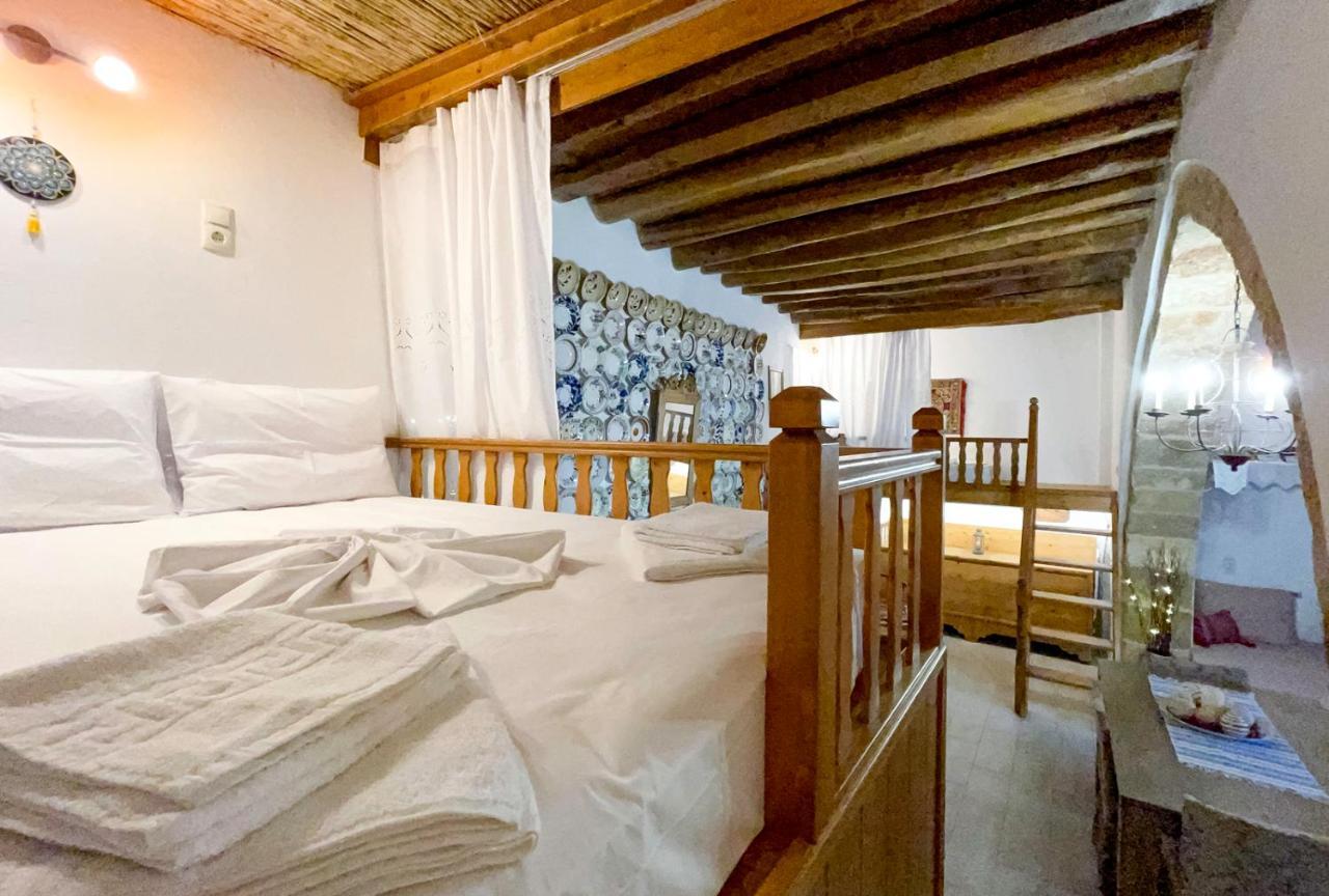 Appartement "Finio" Traditional House à Archangelos  Extérieur photo